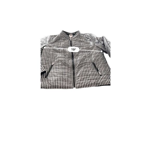 Chico's Reversible Black White Houndstooth lightweight Puffer jacket - Picture 5 of 8